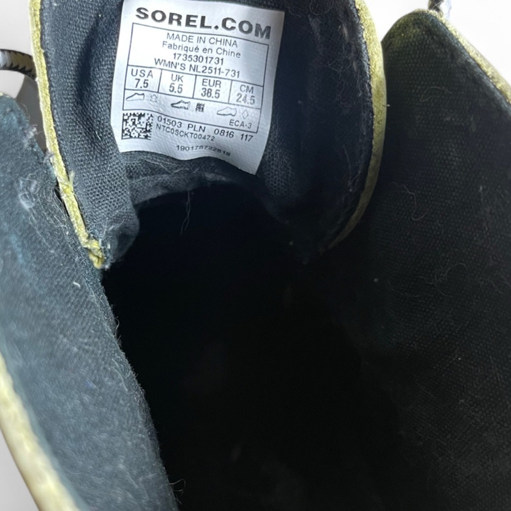 Sorel Women's Yellow and Black Winter Rain Boots - Picture 5 of 5